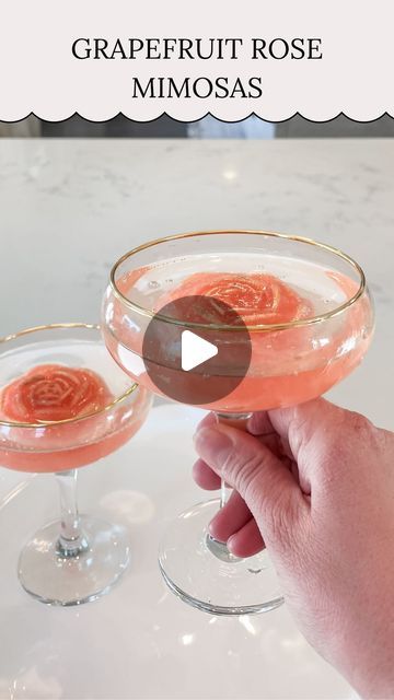 Kelsi Savage on Instagram: "💗 Grapefruit Rose Mimosas 💗⁣ ⁣ This rose ice cube mold definitely lives up to the hype! I added some grapefruit juice in them and edible glitter and they made the perfect touch for a valentines mimosa! Comment LINK and I’ll send you the links to shop!⁣ .⁣ .⁣ .⁣ .⁣ #vday #valentines #valentine #valentinesdrinks #galentines #galentinesday #galentinesparty #vday #valentinesparty #loveday" Valentines Mimosa, Glitter Ice Cubes, Juice Ice Cubes, Painting The Roses Red, Galentines Party, Glitter Roses, Ice Molds, Ice Cube Molds, Edible Glitter