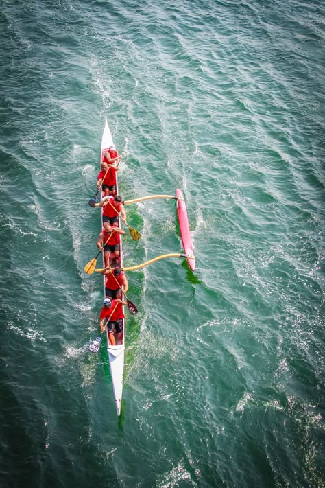 kai elua outrigger canoe club White Lotus Hotel, Mike White, Sea Kayak, Genius Hour, Outrigger Canoe, Boat Racing, Canoe Club, Canoe Paddle, The White Lotus