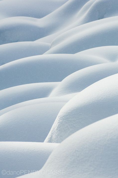 How much fun would this be?  Untouched powder snow. Snow Texture, Snow Surfing, Snow Water, I Love Snow, Snow Pictures, Beautiful Shapes, I Love Winter, Ice Snow, Winter Blankets