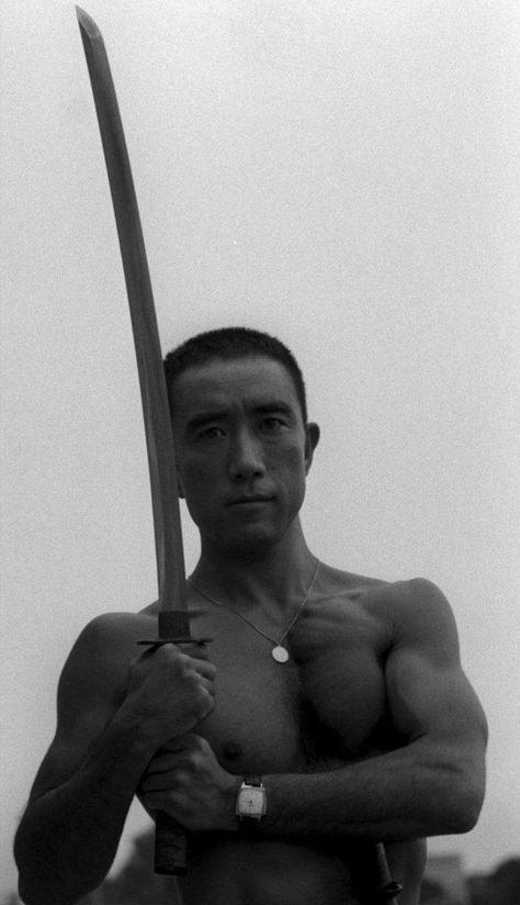 Yukio Mishima, Gallery Prints, Samurai Art, Book Writer, The Aftermath, Samurai Swords, Historical Pictures, Japanese Artists, Creative Expressions