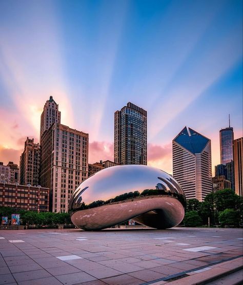 Millenium Park Chicago, Skyline Logo, Chicago Bean, Chicago Vacation, Millenium Park, Chicago Aesthetic, Moving To Chicago, Chicago Travel, My Kind Of Town