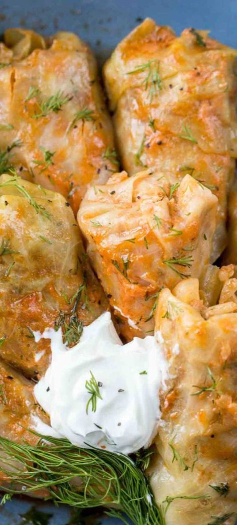 Ukrainian Dishes, Stuffed Cabbage Recipe, Russian Dishes, Eastern European Recipes, Cabbage Rolls Recipe, Cabbage Recipe, Stuffed Cabbage, Ukrainian Recipes, Cabbage Rolls