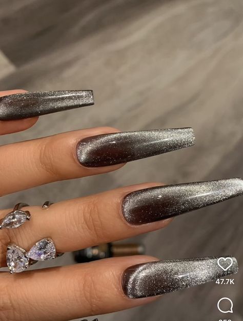 Dark Silver Nails, Nine Inch Nails, Magnetic Nails, Gray Nails, Unique Acrylic Nails, Cat Eye Nails, Glam Nails, Silver Nails, Dope Nails