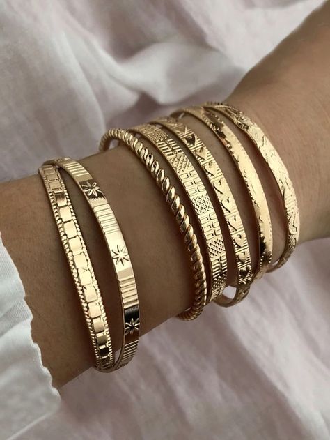 7pcs Heart & Star Pattern Cuff Bangle | SHEIN USA Textured Bracelet, Bijoux Art Nouveau, Stackable Bangles, Bangle Bracelet Set, Gold Bracelets, Classy Jewelry, Jewelry Lookbook, Hand Jewelry, Girly Jewelry