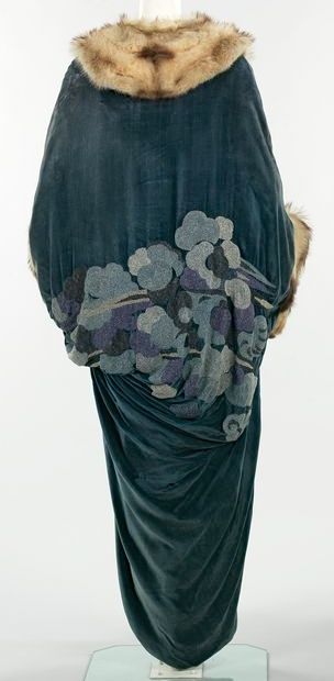 Jeanne Paquin, Evening Coat, Opera Coat, 1910s Fashion, 20th Century Fashion, 20s Fashion, Retro Mode, Vintage Gowns, Edwardian Fashion