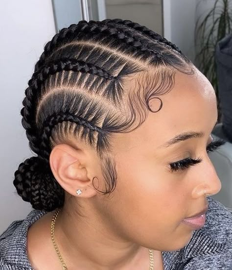 Cornrow Hairstyles Into A Bun, Braided Cornrow Bun Hairstyles, Corn Rows For Women, Feeding Braids Hairstyles Cornrows, Corn Roll Hairstyle, Corn Rows Into Bun, 7 Stitch Braids, Cornrow Braids Bun, Feed In Braids Into Bun