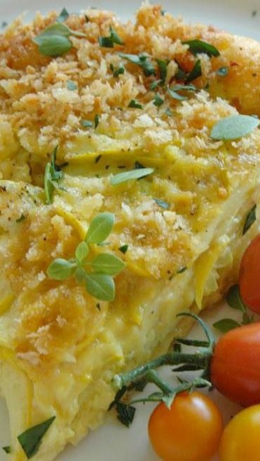 Yellow Squash Frittata, Italian Yellow Squash Recipes, Large Yellow Squash Recipes, Squash Pie Recipes, Squash Frittata, Large Meals, Breadcrumb Topping, Squash And Zucchini, Yellow Squash Casserole