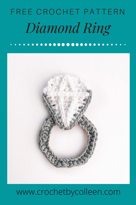 Easy and quick crochet wedding and engagement gift idea! step by step video tutorial on how to crochet this diamond ring applique! Great for beginners! Crochet Diamond Ring Pattern, Crochet Wedding Applique, Crochet Engagement Gift, Crochet Wedding Favors, Crochet Wedding Gift, Crochet Diamond, Crochet Appliqué, Wedding Retro, Handmade Engagement Ring