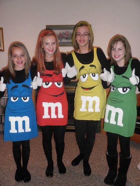 M Ms Costume, M&m Halloween Costume, M&m Costume, Clever Halloween Costumes, Diy Halloween Costumes Easy, Costume Themes, Trunk Or Treat, Diy Halloween Costumes, Halloween Projects