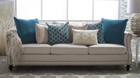 Teal and Cream  Throw Pillows                                                                                                                                                     More Beige Sofa Living Room, Couch Grau, Creme Sofa, Beige Couch, Teal Living Rooms, Neutral Sofa, Teal Pillows, Cream Throw, Cream Sofa