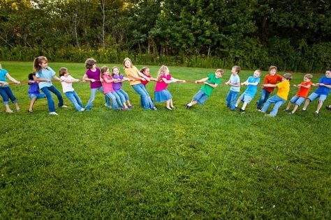 Girls and boys playing tug-of-war outside Comprehension Lesson Plans, Reading Comprehension Lessons, Reading Essentials, Balanced Literacy, Literacy Programs, Phonological Awareness, Reading Response, Reading Instruction, Reading Worksheets