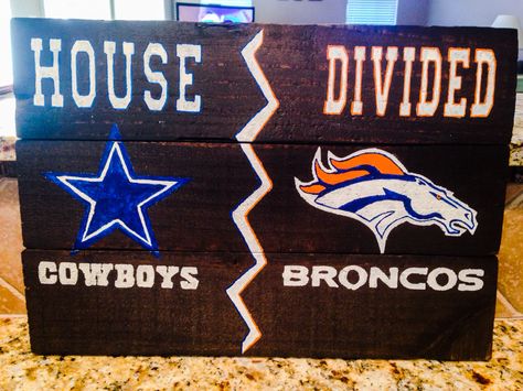 House Divided sign. Hand painted/pallet wood. Nfl House Divided Sign, House Divided Football Sign, Leftover Flooring, Ffa Emblem, Steelers Decor, House Divided Football, Dallas Cowboys Wreath, Football Wreaths, Painted Pallet