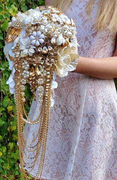 Cascading Brooch Bouquet, Bridal Florals, Bridal Brooch Bouquet, Brooch Bouquet, Brooch Bouquets, October Wedding, Bridal Bouquet, Wedding Accessories, Crystal Rhinestone