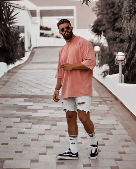 Dress to Impress: Top 18 Men’s Holiday Outfit Ideas for a Stylish Summer 2024 | Men's Fashion Bali Male Outfit, Summer Streetwear Men Outfit, Casual Holiday Outfits, Street Style Outfits Casual, Fashion Models Men, Sneaker Outfits, Muslim Women Fashion, Street Style Outfits Men, Guys Clothing Styles