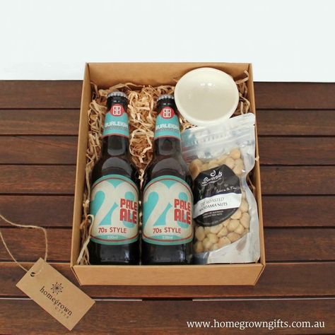 Craft Beer Gift Basket, Beer Christmas Gifts, Beer Gifts Basket, Small Gifts For Men, Ideas Negocios, Craft Beer Gifts, Baby Parenting, Beer Box, Winter Gift Ideas