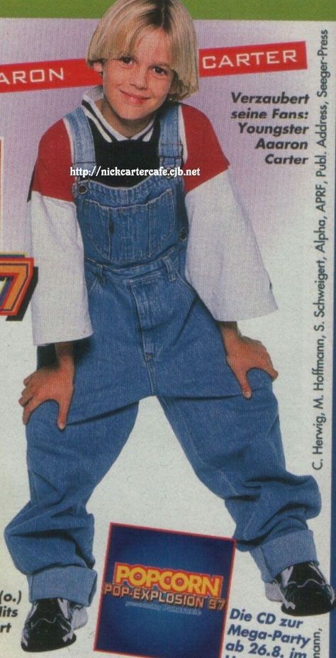 Kids 90s Outfit Ideas Boys, 2000s Memories, Men In Overalls, 2000s Boys, Outfits 2000s, Aaron Carter, Denim Jeans Fashion, Cameron Boyce, 80s Outfit