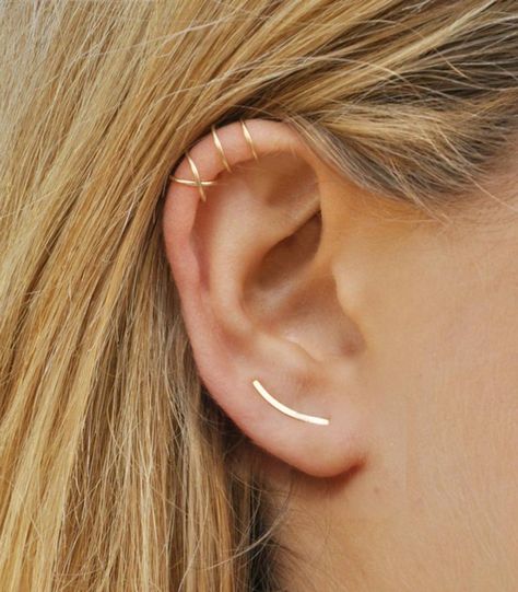 Modern Minimalist Set of 3 Ear Climber Smooth Sweeps Ear | Etsy Faux Piercing, Septum Piercings, Ear Climbers Earrings, Ear Climber, Lobe Piercing, Gold Ear Cuff, Ear Climbers, Climber Earrings, Ear Cuff Earings