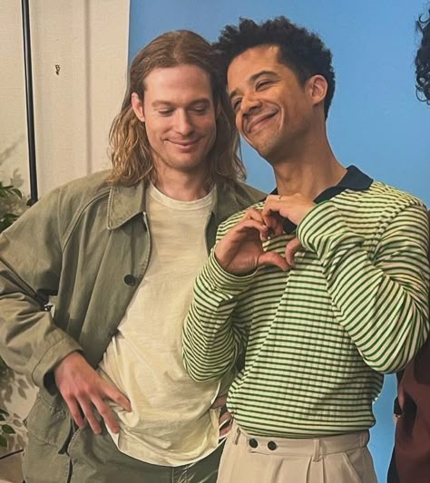 Sam Reid & Jacob Anderson Fan Account | astronomically down bad From Kelli Boyle at TV Insider ! Link 🔗 in story ! #jamreiderson #samreid #jacobanderson | Instagram Raleigh Ritchie, Jacob Anderson, Anne Rice Vampire Chronicles, Lestat And Louis, Crush Movie, Sam Reid, Down Bad, The Vampire Chronicles, Teen Magazine