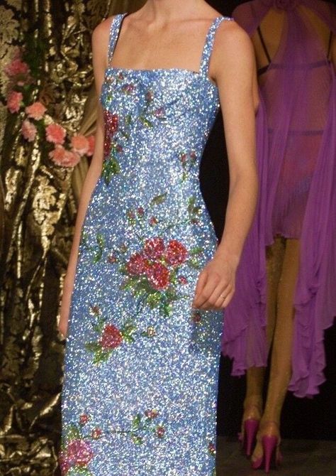 Dolce Gabbana Gown, Fashion Pallete, Dolce And Gabbana 90s, Junk Couture, Early 2000 Fashion, Bling Outfits, Haute Couture Looks, Spring Fashion Chic, 90s Runway