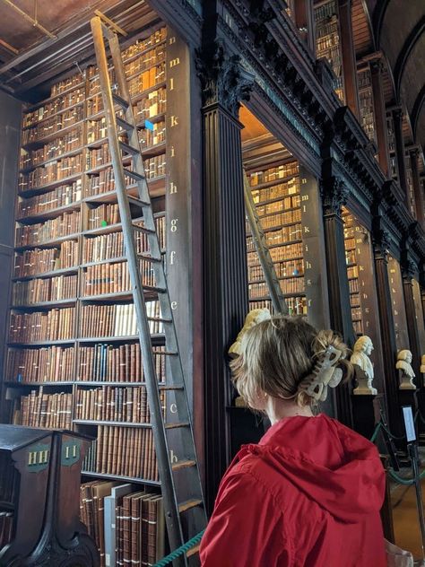 College Aesthetic Library, Rainy Ireland Aesthetic, Dublin Outfit Aesthetic, College In Europe, University In Europe, Dublin Winter Aesthetic, Ireland Aesthetic Dublin, Dublin Astethic, Dublin Aesthetic Outfits