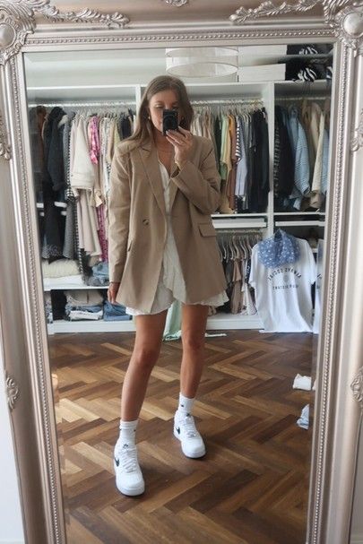 Tan Blazer & Nike Air Force 1 #NikeSneakers #NikeTrainers #OversizedBlazer Nike Air Force 1 Outfit, Air Force 1 Outfit, Florida Outfits, Tan Blazer, Nike Air Force 1 07, Oversized Blazer, Smock Dress, Nike Air Force 1, Air Force 1