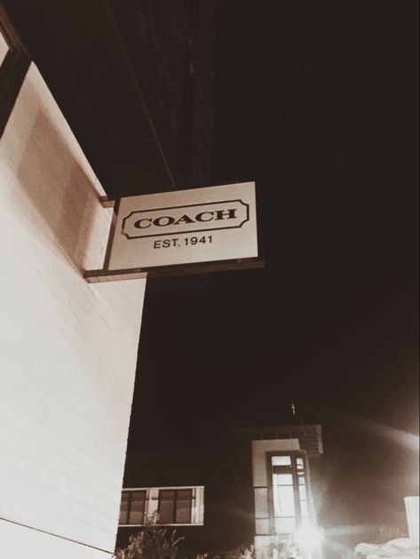 Coach Store Aesthetic, Coach Aesthetic Wallpaper, Coaching Aesthetic, Coach Wallpaper, Minimalist Backgrounds, Coach Aesthetic, Brand Wall, Coach Store, Coach Fashion