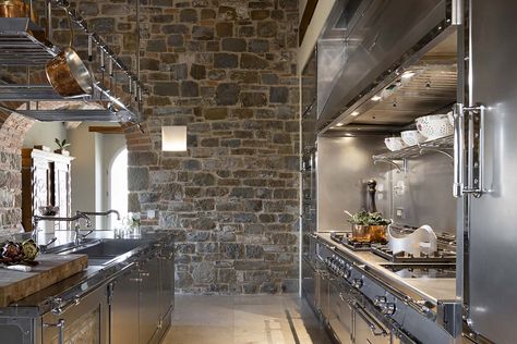 Il Casale | Complete Kitchens Tailor made | Officine Gullo Professional Kitchen At Home, Chef House, Officine Gullo, Italy Kitchen, Restaurant Kitchen Design, Industrial Kitchen Design, Kitchen Decor Inspiration, Industrial Style Kitchen, Luxury Appliances