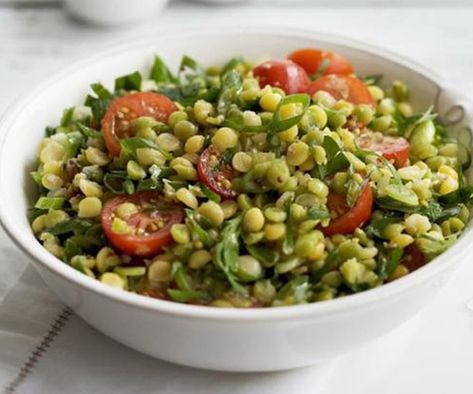 Green and yellow split pea salad Split Pea Salad, Yellow Split Pea Recipe, Yellow Split Pea, Pea Salad Recipes, Green Split Peas, Yellow Split Peas, Split Peas, Peas Recipe, Pea Salad