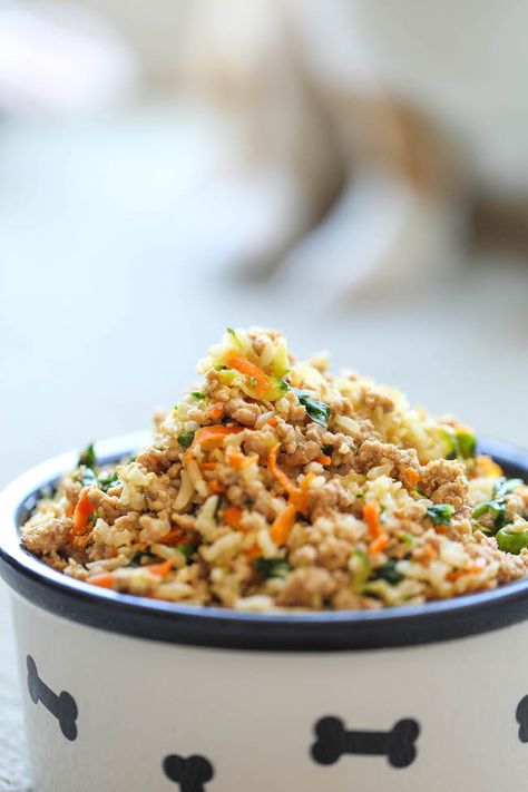 23 Homemade Dog Food Recipes Your Pup Will Absolutely Love Greek Diet, Healthy Dog Food, Excellent Health, Dog Food Recipe, Make Dog Food, Food Dog, Healthy And Fit, Healthy Dog Food Recipes, Homemade Recipe