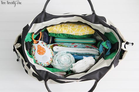 Diaper Bag Organization Diaper Bag Organization, Bag Checklist, Big Handbags, Bag Packing, Nappy Bag, Bag Inside, Baby Organization, Baby Time, Diaper Bags