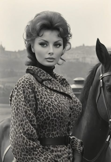 Sophia Loren Sofia Loren Outfit, Sophia Loren Fashion, Sophia Loren Inspired Outfits, Sofia Loren Aesthetic, Sofia Loren Style, Sophia Loren Young, Sofia Lauren, Sophia Loren Style, Sophia Lauren