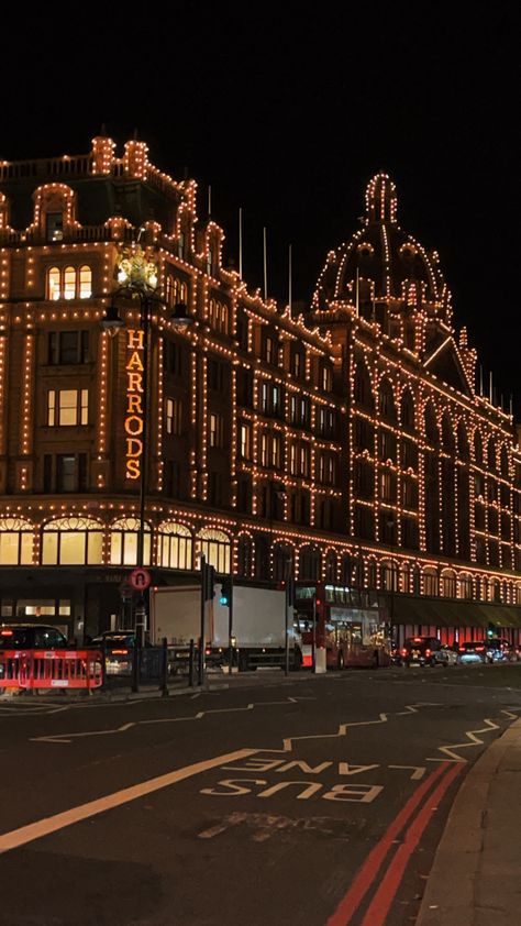 Birmingham Christmas, Walthamstow London, London Harrods, London January, London Nightlife, London Vibes, Harrods London, London Dreams, London Trip