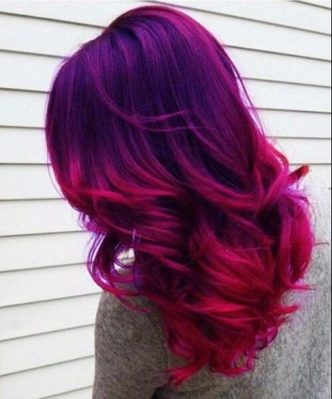 pink violet purple ombre hair Blue And Red Hair, Red Purple Hair, Hair Color Red Ombre, Cheveux Oranges, Trendy We Fryzurach, Pink Ombre Hair, Red Ombre Hair, Magenta Hair, Purple Ombre Hair