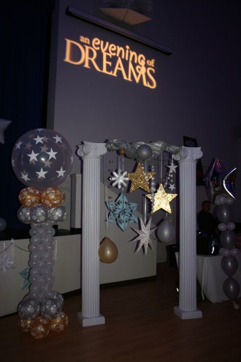 Prize Giving Ceremony School Decor, Pageant Theme Ideas, Lindsay Swearingen, Pageant Themes, Stars Decorations, School Awards Ceremony, Pageant Stage, Academic Awards, Celebration Dinner