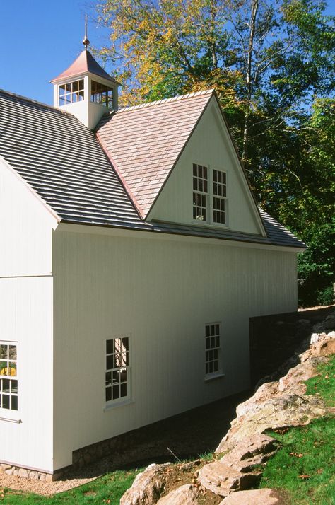 Gable Addition, Lakehouse Renovation, Gable Dormer, Dormer Ideas, Barn Garage Plans, Storage Barn, Steel Homes, Farmhouse Addition, Dormer Roof