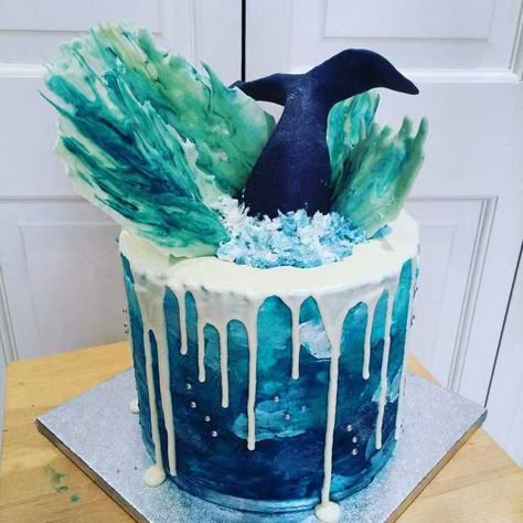 My Dessert Recipe Book - Imgur Whale Cake Ideas, Cupcakes Succulents, Whale Cake, Whale Cakes, Cakes To Make, Ocean Cakes, Sea Cakes, Crazy Cakes, Baby Cakes