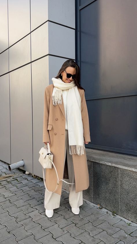 Beige coat outfit Beige Coat Scarf Outfit, Coat Scarf Outfit, Beige Coat Outfit, Scarf Outfit, Beige Coat, Coat Outfit, Camel Coat, Coat Outfits, Camel