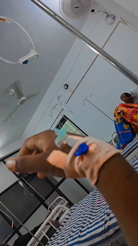 Hand Niddle Hospital, Sick In Hospital Hands, Bandage On Hand Photo, In Hospital Snap, Cannula Hand Pic, Hospital Fake Snap, Glucose Drip In Hand Hospital Snap, Fake Hospitalized Snaps, Saline Hand Hospital Snapchat