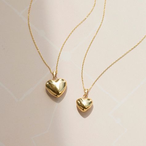 Dainty Shiny Puffed Heart Pendant Necklace in 14k Solid Gold | Etsy Puffed Heart Necklace, Engraved Heart Necklace, Korean Jewelry, Gold Armband, Puffed Heart, Gold Heart Necklace, 14k Gold Necklace, Valentines Necklace, Handcrafted Necklace