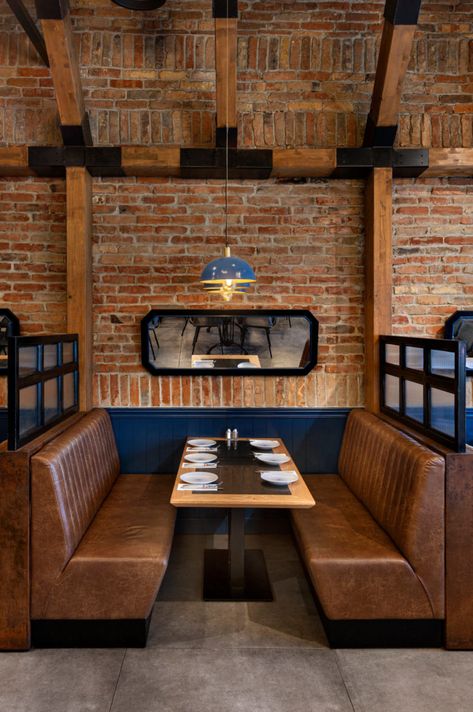 Brick Interior Design, Restaurant Seating Design, Restaurant Table Design, Restaurant Booth Seating, Meat Restaurant, Modern Restaurant Design, Restaurant Booth, Brick Interior, Pub Design