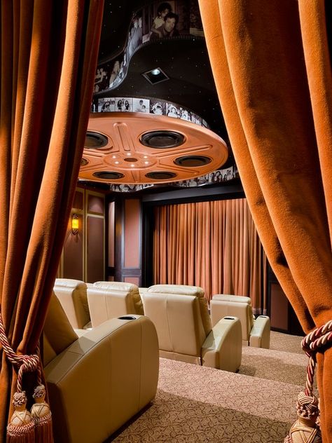 Media Room Design. Cool ceiling. Curtain Entrance, Basement Mancave, Theatre Rooms, Cinema Ideas, Small Home Theater, Space Hallway, Home Theater Lighting, Modern Media Room, Deco Cinema