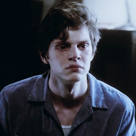 American Horror Story Asylum Poster, Evan Peters Asylum, Ahs Wallpaper, Evan Peters Wallpaper, Evan Peters Ahs, Ahs Asylum, American Horror Story Asylum, Evan Peters American Horror Story, Kit Walker