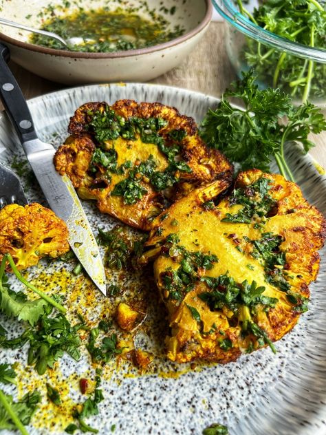 Cauliflower Steaks Air Fryer, Steaks Air Fryer, Best Air Fryer Cauliflower, Air Fryer Cauliflower, Cauliflower Steaks Recipes, Cauliflower Steak, Tofu Steak, Paleo Cauliflower, The Best Air Fryer