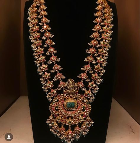 Rani Haram Designs Gold, Kundan Haram, Antique Haram, Kerala Jewellery, Indian Gold Jewellery Design, Mango Mala, Marriage Jewellery, Haram Designs, Wedding Jewelry Sets Bridal Jewellery