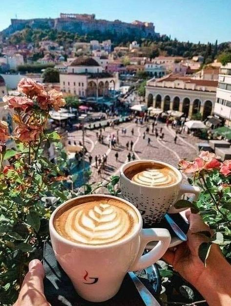 Fancy Coffee Drinks, Coffee Wallpaper, Coffee Photography, Visiting Greece, World Cities, Wallpapers Iphone, Latte Art, Athens Greece, Coffee Love