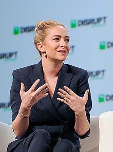 Female Billionaire, Whitney Wolfe, Best Biographies, Women Ceo, Wealthy Women, Interracial Dating, Female Founders, Time 100, Dating App