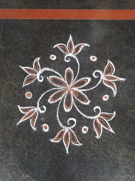 Easy Muggulu Designs, Small Free Hand Rangoli, Muggulu Design Simple, Small Kolam, Easy Rangoli Designs Videos, Very Easy Rangoli Designs, Rangoli Designs Photos, Rangoli Designs Simple Diwali, Rangoli Simple