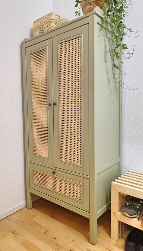 Wardrobe Ikea, Diy Rattan, Rattan Doors, Ikea Wardrobe, Hemma Diy, Ikea Hackers, Diy Furniture Renovation, Hus Inspiration, Furniture Renovation