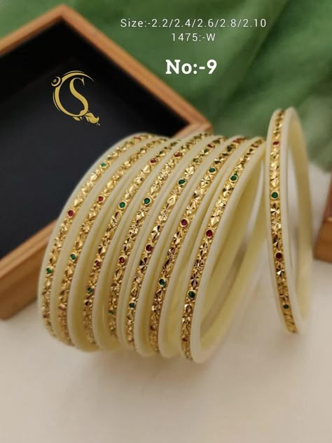 Chandi Bangles Design, Bangles Gold Design, Bangles For Daily Wear, Sakha Design, Rajwadi Bangles, Bridal Bangle Set, Punjabi Chura, Traditional Bangles, Unique Bridal Jewelry