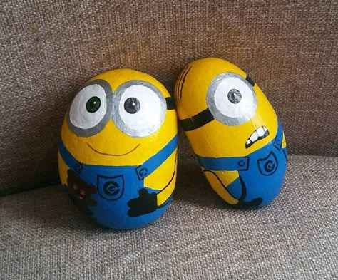 Minions, Bob and Stuart painted rocks Rock Painting Ideas Minion, Minion Rock Painting Ideas, Painted Rocks Characters, Minion Rock Painting, Positivity Rocks, Rock Art Ideas, Minion Painting, Minion Rock, Painted Rocks Ideas